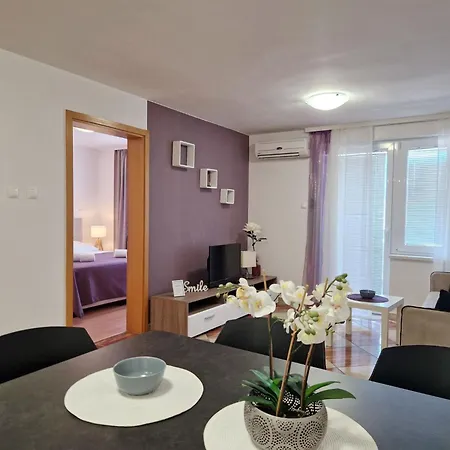 Modern Eingerichtete Fuer 4 Personen Ideal Fuer Famillien Mit Im By Interhome * 바슈카