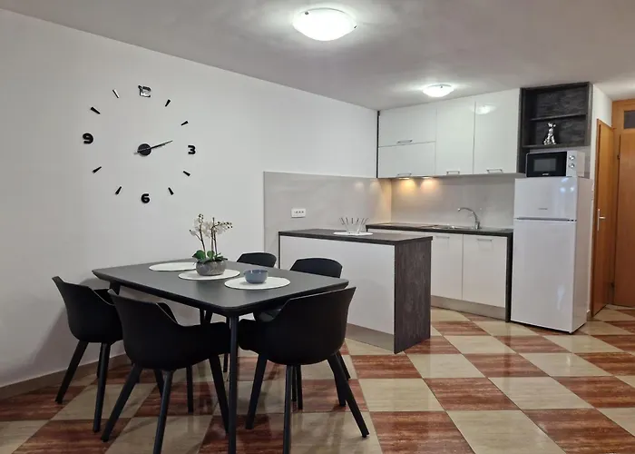 Modern Eingerichtete Fuer 4 Personen Ideal Fuer Famillien Mit Im By Interhome Baška