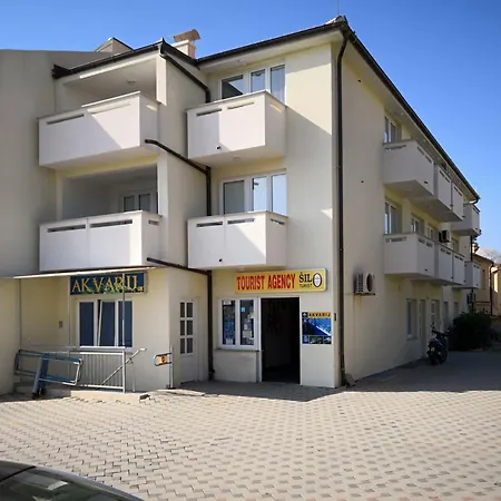 Modern Eingerichtete Fuer 4 Personen Ideal Fuer Famillien Mit Im By Interhome Апартаменты *